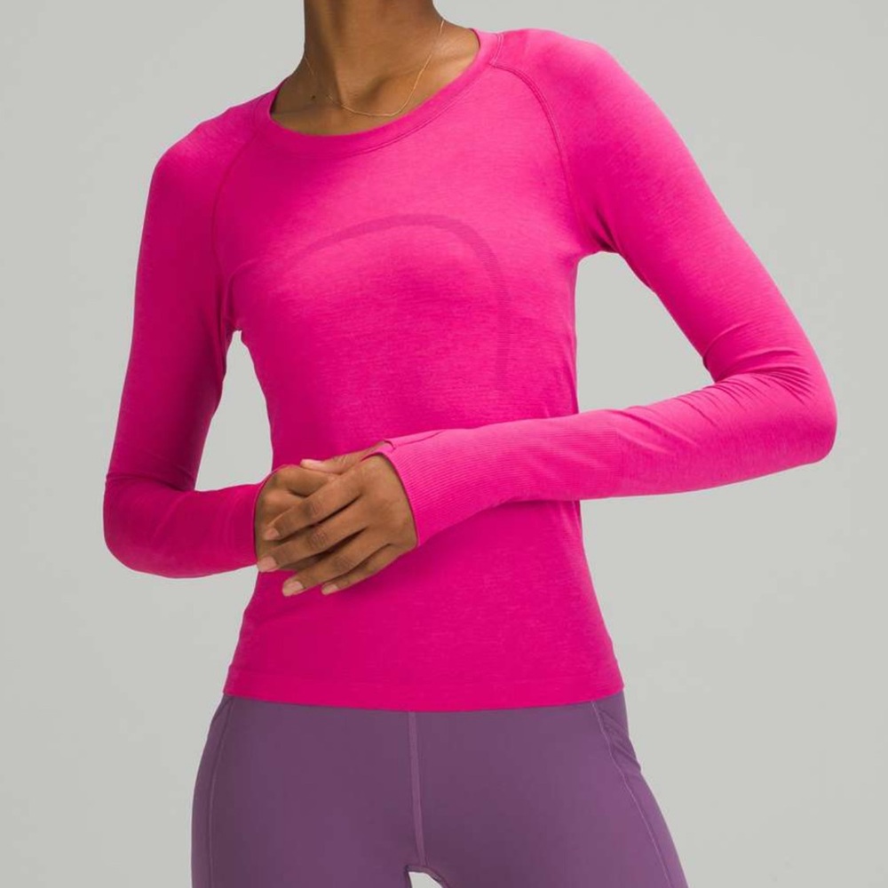 Lululemon Swiftly Tech Long Sleeve Shirt 2.0 Race Length
Sonic Pink
